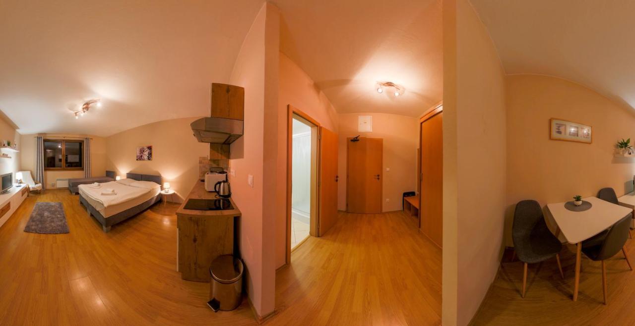 Apartmany Fatrapark 1 S Wellnessom Hrabovska Dolina Ружомберок Екстер'єр фото
