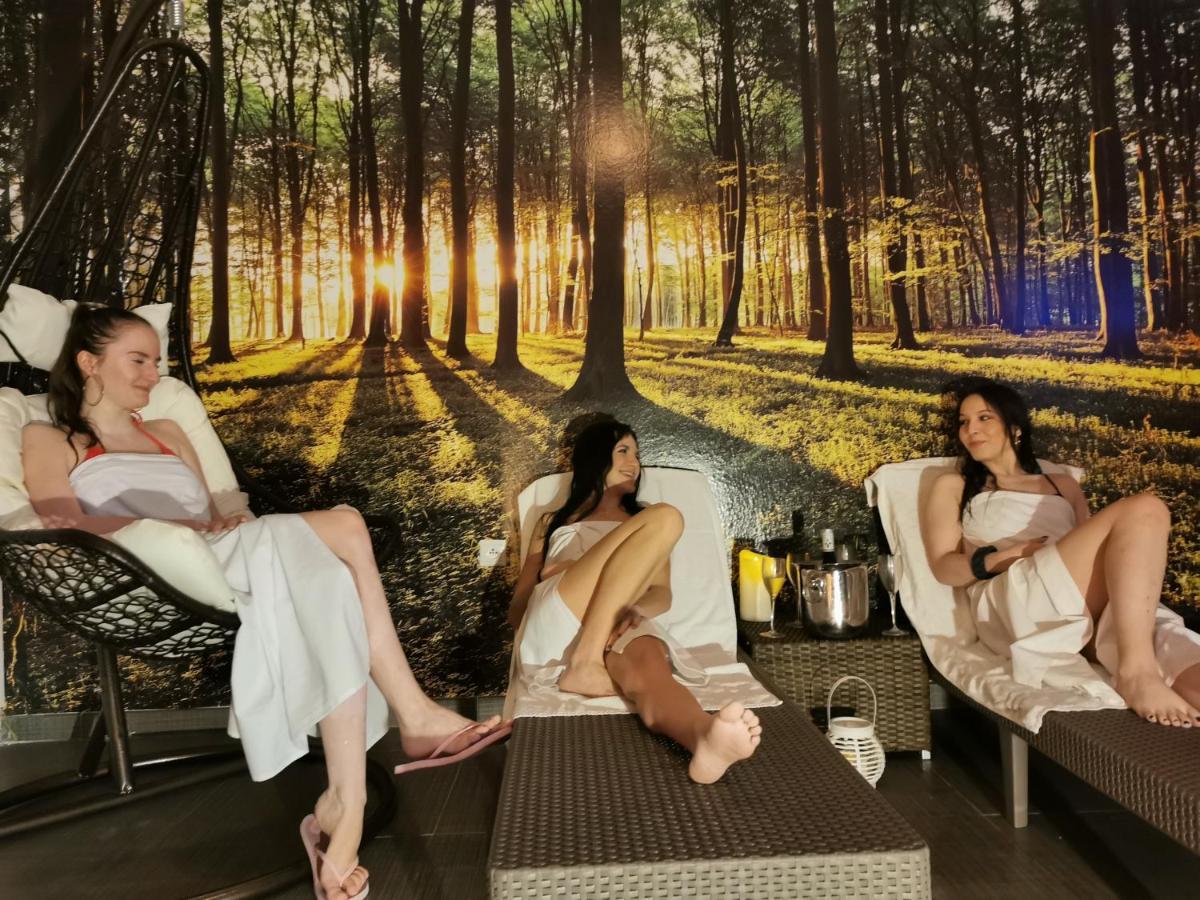 Apartmany Fatrapark 1 S Wellnessom Hrabovska Dolina Ружомберок Екстер'єр фото