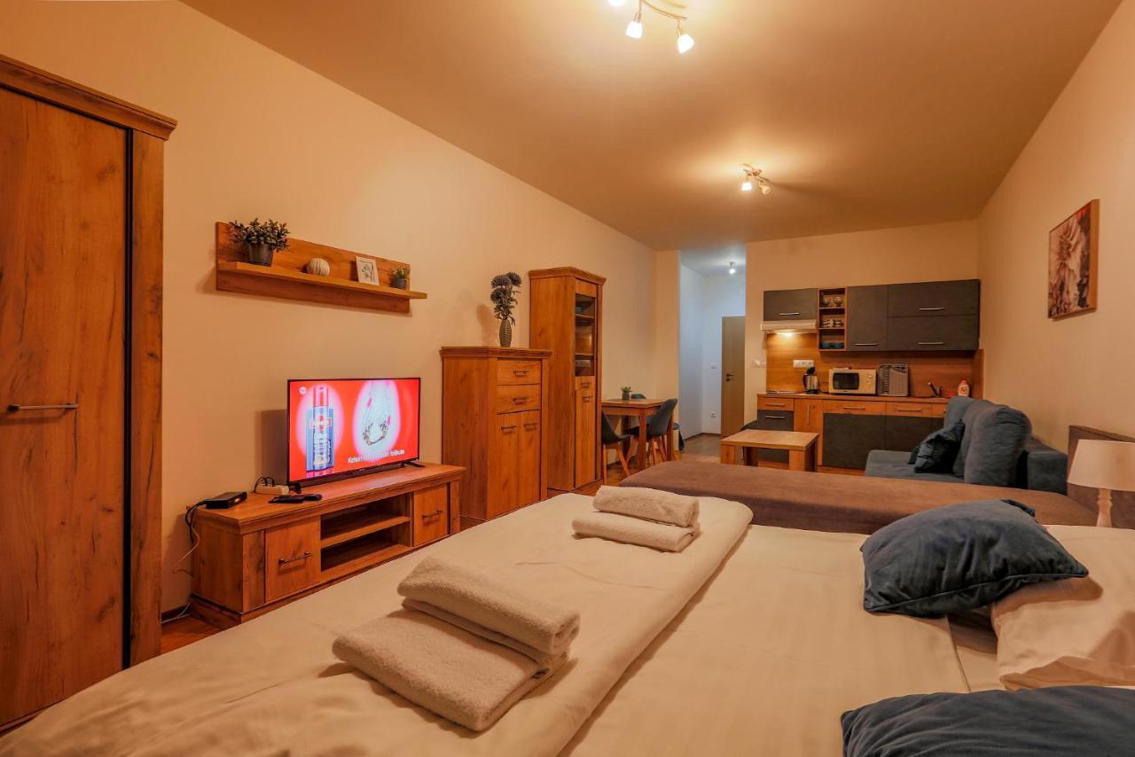 Apartmany Fatrapark 1 S Wellnessom Hrabovska Dolina Ружомберок Екстер'єр фото